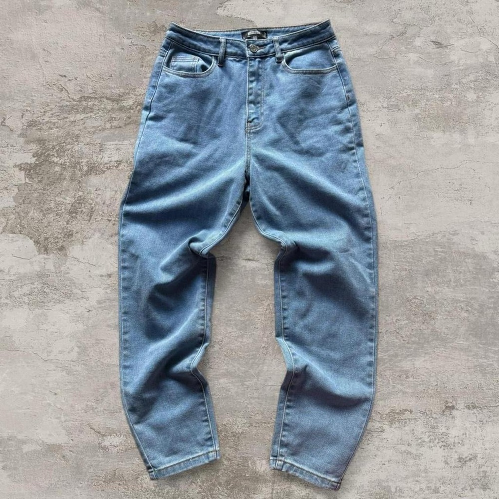missguided medium wash mom jeans